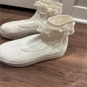 Opening Ceremony bobby knit sneaker sz36